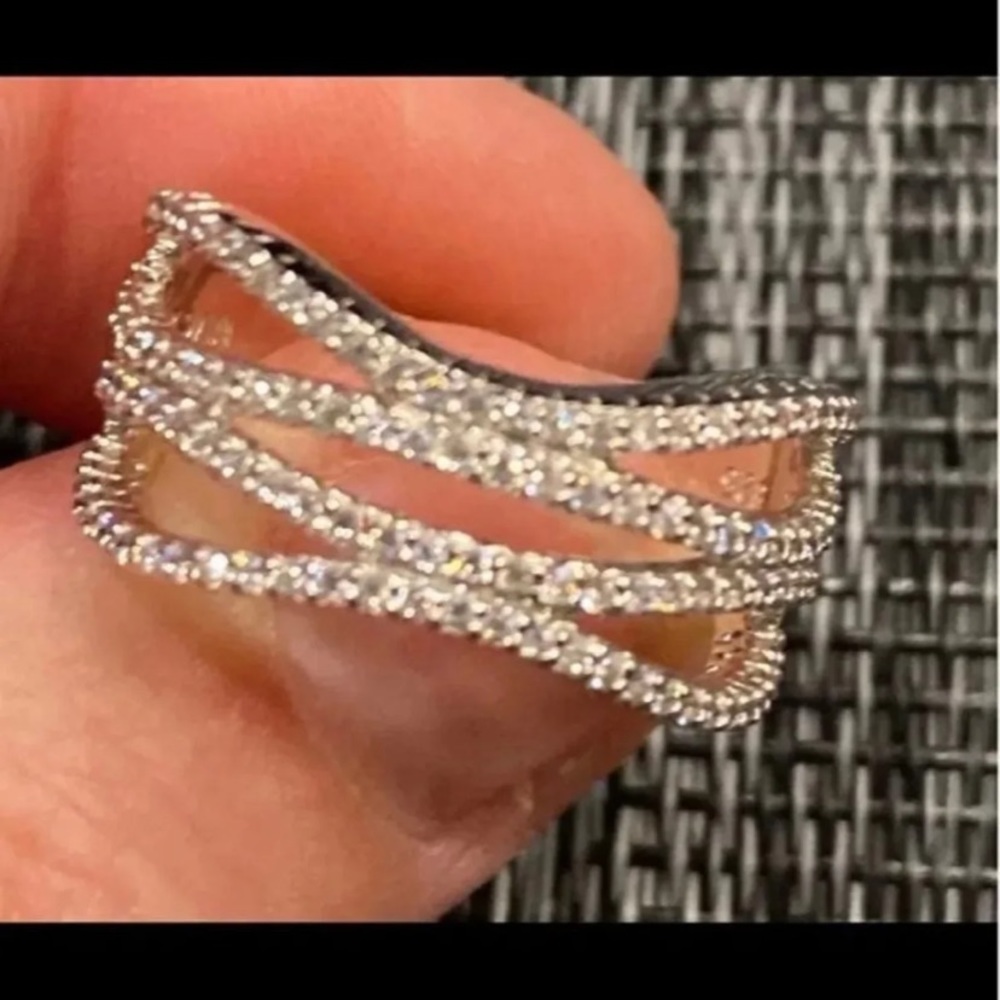 Vintage Silver Ring with small crystals